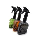 Szórófejes műanyag flakon (500ml - fekete koponya)